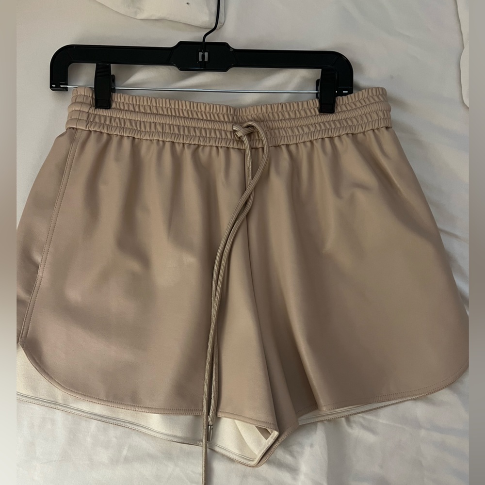 ALC Ryder faux leather shorts in cream/tan - size 8 (fits like a medium)